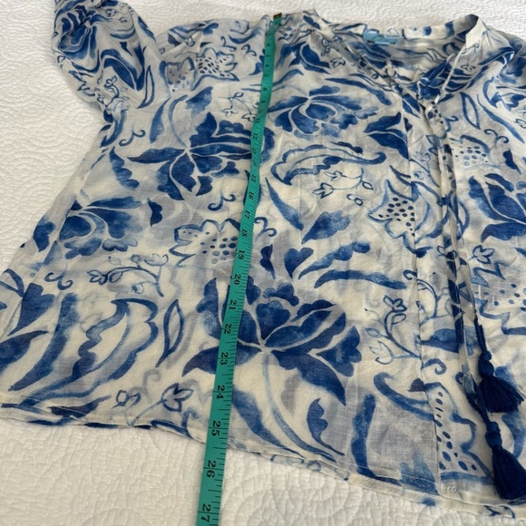 CeCe Blue and White Floral Blouse - Picture 10 of 10